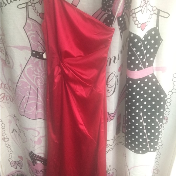 Women long evening red dress - Picture 6 of 7